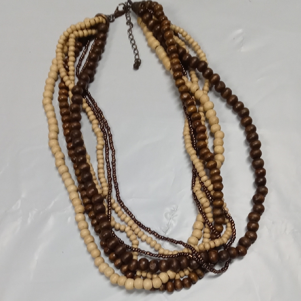 Elegant Brown and Cream Beaded Necklace